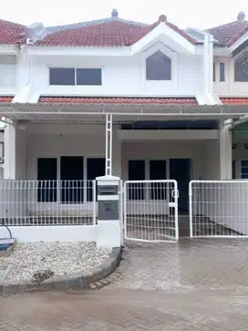 Dijual Rumah 2 lantai Terawat & Siap huni Pantai Mentari