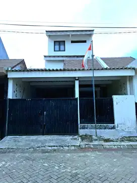 Dijual Rumah 3 lantai Pantai Mentari Row jalan lebar 3 lantai