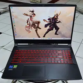 MSI KATANA GF66 12UC Intel core 17-12700H RAM 16GB SSD 512GB