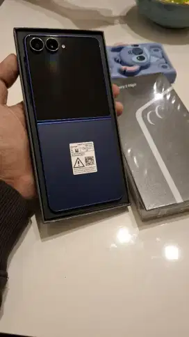 SAMSUNG GALAXY Z FLIP 7