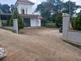 Rumah 2 lantai