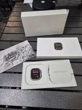 Apple watch ultra gen 2 titanium alphine like new