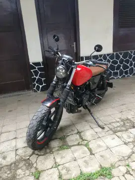 Custom Bajaj pulsar 220 Dtsi