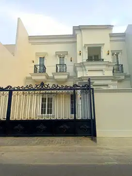Rumah Dalam Komplek Siap Huni Row Jalan Besar Akses Bagus Di Meruya