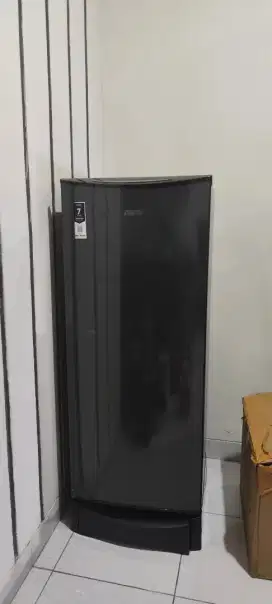 Aqua 1  pintu pemakaian aman kondisi mulus like new