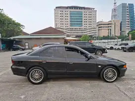 Mitsubishi Galant 2001 Bensin