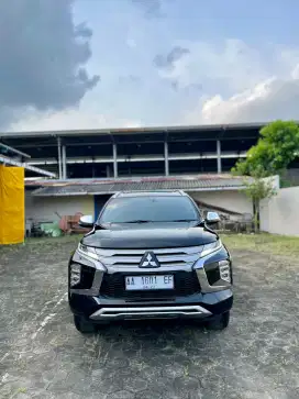 Jual cepat mitsubhisi pajero sport 4x2 sunroof