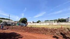 Lahan Kavling cocok untk Investasi/usaha Lokasi Pinggir Jalan Kranggan