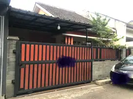 Jual rumah bagus terawat taman cibaduyut Indah