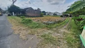 Kalitirto Berbah, Tanah Sleman Jogja, dekat Bandara Adisutjipto