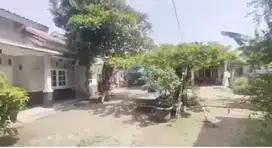 Dijual tanah di Serpong, ada 4 rumah tinggal