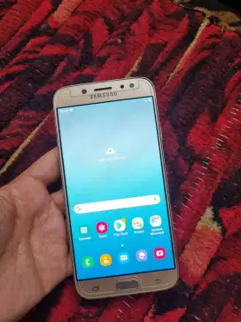 Samsung J7 pro resmi