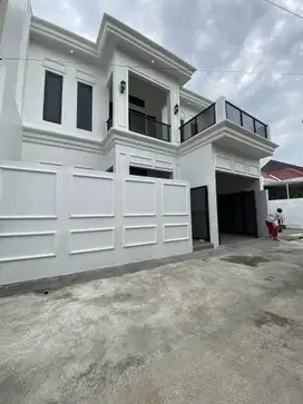 Rumah Mewah Gentan Solo Jawatengah