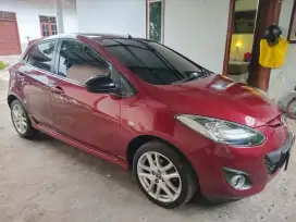 Mazda2 tahun 2012