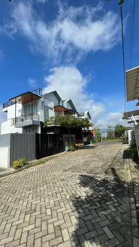 Villa Pegunungan Kota Batu Bonus Private Pool,Furniture & SHM On Hand