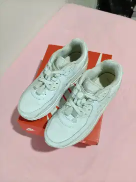 Sepatu Nike Air Max 90 LTR Original size 36,5