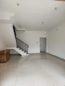 Disewakan Ruko 3lt siap pakai di HI2