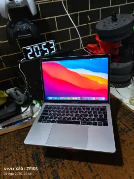 MacBook Pro 2018 512Gb Normal Siap Pakai