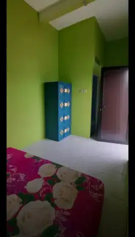 KOST PASUTRI BERSIH LOKASI STRATEGIS