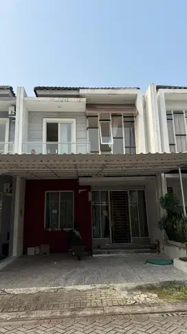 Dijual murah rumah rapih siap huni sdh renov di Residence One-Bsd City