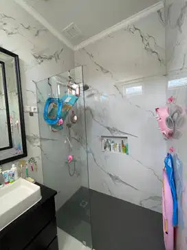 Sewa Rumah BGM PIK luas 8x15 Furnished Harga 200 juta per tahun
