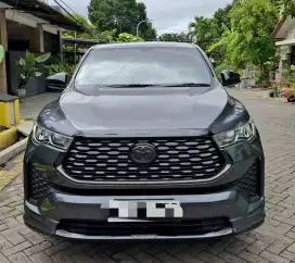 Innova Zenix V 2.0 CVT 2022 (Low KM)