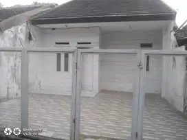 Dijual atau Disewa Rumah siap Huni di Taman Cibaduyut Indah 1