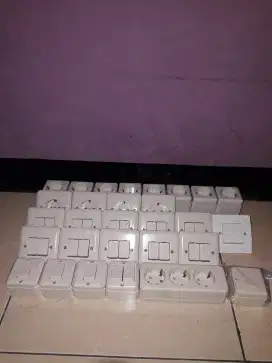 Saklar lampu dan stop kontak merk broco