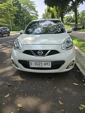 Nissan March 2016 Bensin