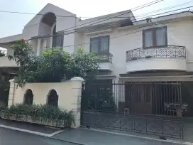 Rumah mewah 2 lantai siap huni di cipete jakarta selatan