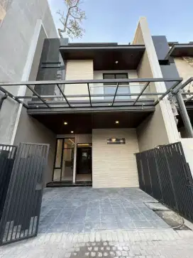 Rumah Cantik Pakis Surabaya