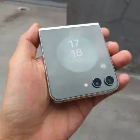 SAMSUNG GALAXY Z FLIP 5 SEIN 5G 256 GB MINUS TOMPEL FUNGSI 100% NORMAL
