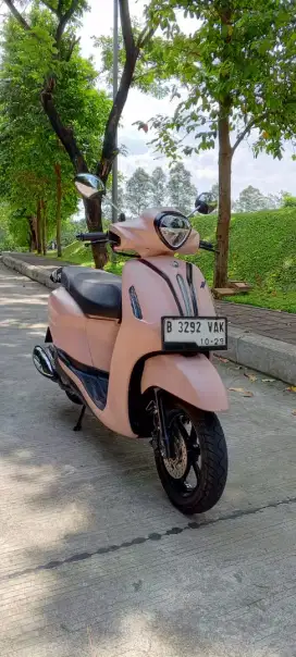 Grand Filano Pink 2024 Hybrid Pajak ON