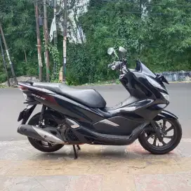 PCX Non ABS 2018 € Bagus lengkap