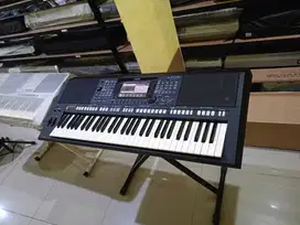 Keyboard YAMAHA PSR S775 Mulus Bekas Rumahan No Minus