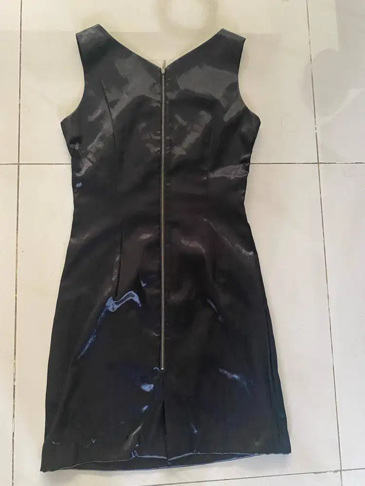 DRESS PESTA HITAM - ETOILE D ELFAS - SIZE L – PRELOVED LIKE NEW
