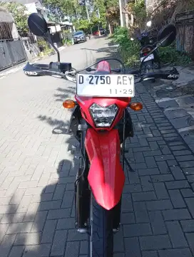 Jual klx sm th 2023 gress spt baru