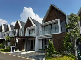 Dijual Rumah Second 2 Lantai Siap Huni View Pegunungan Bogor Sentul