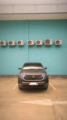 Toyota Kijang Innova 2023 Bensin
