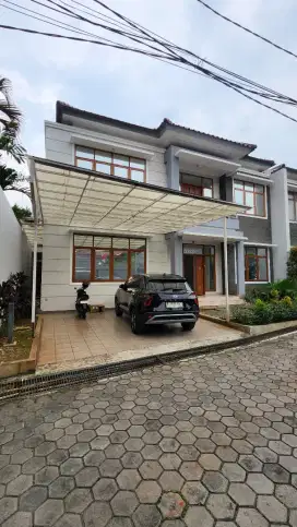 RUMAH DIJUAL
Jl JERUK PURUT NO.37D