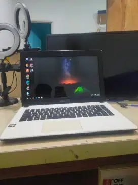 Laptop Asus udah SSD normal tinggal pakai