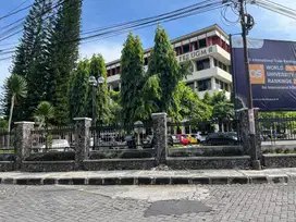 2 MENIT UGM, Prospek Kost Jogja, Belakang Hotel Uttara Kaliurang