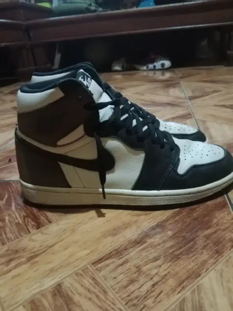 Air jordan 1 retro high og dark mocha