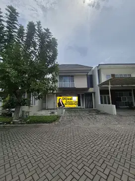 JUAL RUMAH Royal Residence Cluster Greenwich MINIMALIS SIAP HUNI