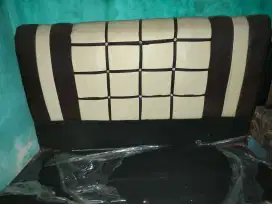 DI JUAL DIPAN TEMPAT TIDUR