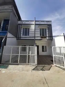 Dijual rumah siaphuni 2lantai full di Walikota Kelapa Gading
