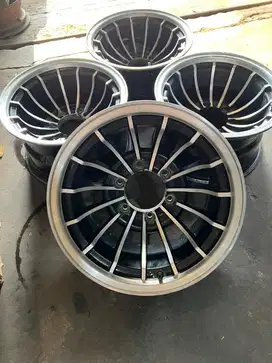 Velg jeep r15 pcd 6x139 lebar 8,5