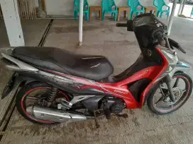 Honda Supra X Helm in injector thn 2013