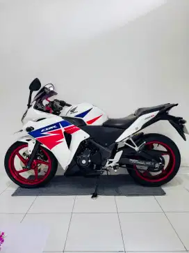 CBR 250 R CBU 2013 RWB