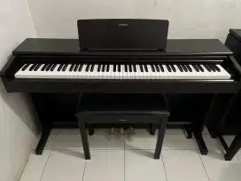 Piano Yamaha Arius YDP 105